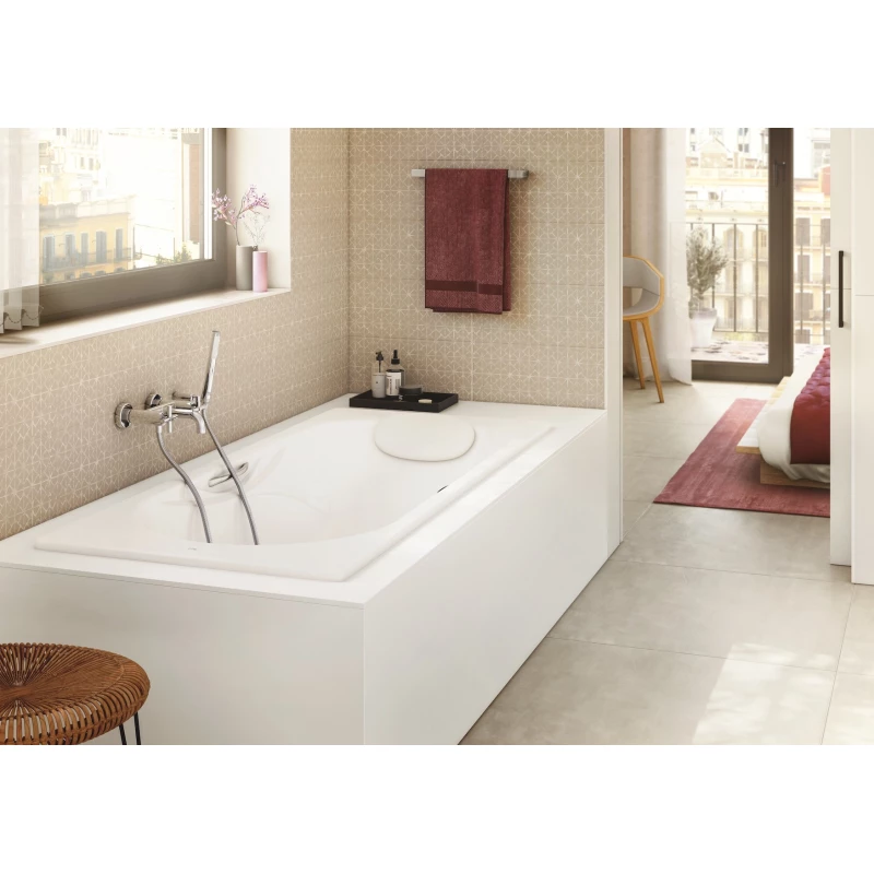 Чугунная ванна 160x75 см с противоскользящим покрытием Roca Malibu 231060000