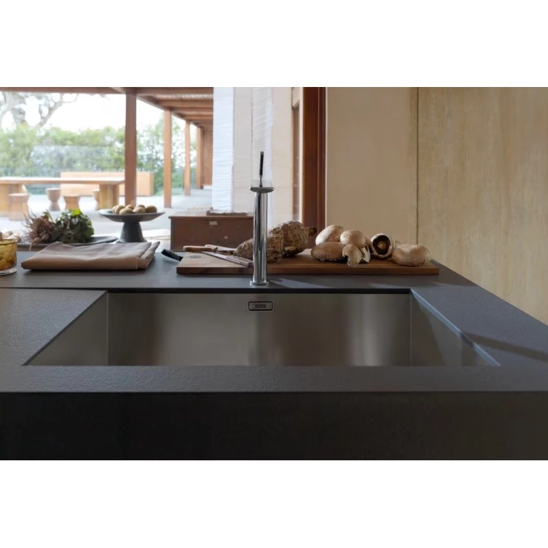 Кухонная мойка Franke Planar PPX 110-72 полированная сталь 122.0198.208