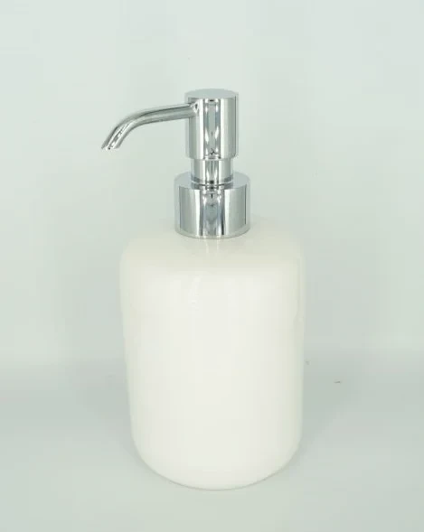Дозатор для жидкого мыла Stil Haus Nemi 558(39) настольный, хром/белый