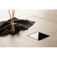 Душевой трап Pestan Confluo Standard Black Glass 4 13000092 144x144/50 мм, с решеткой, щелевой, хром/черный глянец