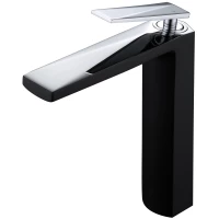 Смеситель для раковины Boheme Venturo 372-B хром/черный матовый