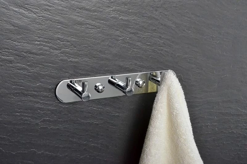 Планка с крючками Fixsen Hotel FX-31005-3 для ванны, хром