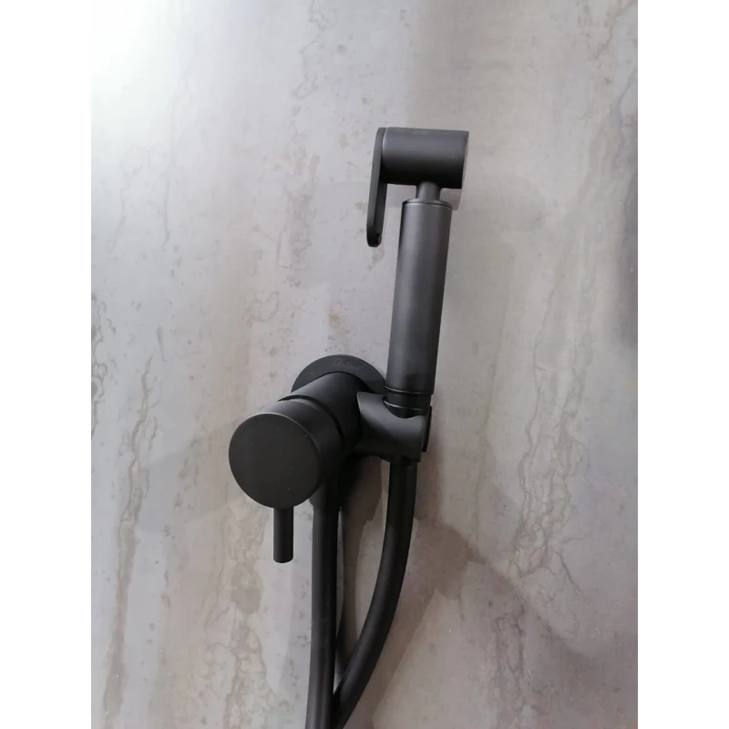 Гигиенический душ Boheme Uno 467-B со смесителем, черный матовый