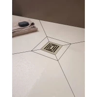 Душевой трап Berges Platz Uno 090069 99x99/50 мм, с решеткой, перфорированный, матовый хром