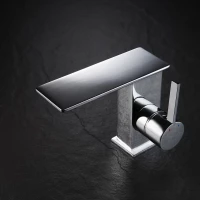 Смеситель для раковины Black & White 7100U хром