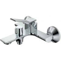 Смеситель для ванны Belz B60618 с душевым гарнитуром, хром