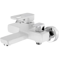 Смеситель для ванны D-Lin D130366-C с душевым гарнитуром, хром/белый